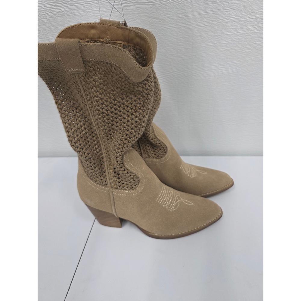 NWT Universal Thread Tan Knit Western Heeled Boots size 9.5